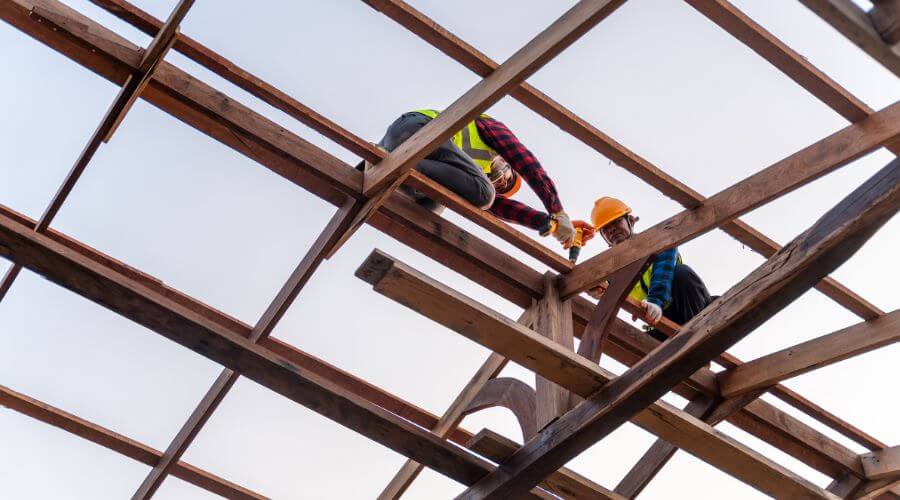 Professional metal roof installation in Beecher City, IL